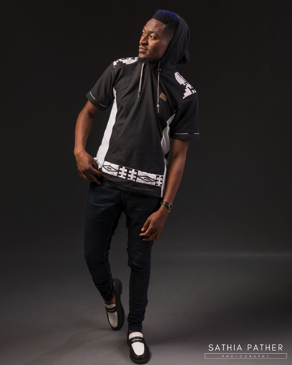 Hoodie Golf Shirt - Ndebele (Black)